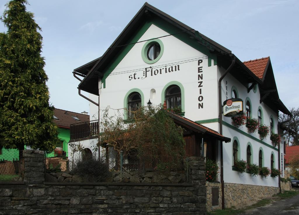 Penzion St. Florian Příbor Esterno foto